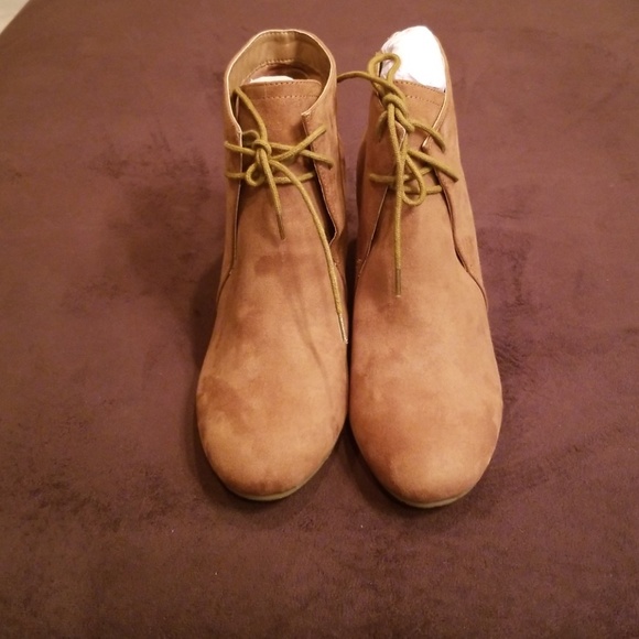 Booties - Picture 4 of 4